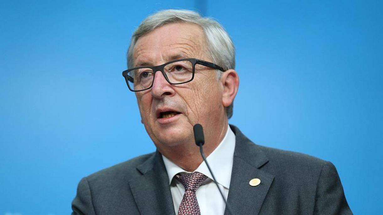 Juncker:" Italiani guardate all'Ue per risolvere i problemi delle regioni povere"