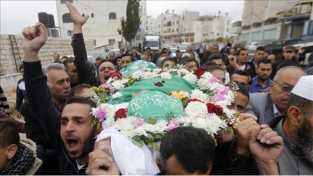 Centenas vão ao funeral do palestino morto por Israel
