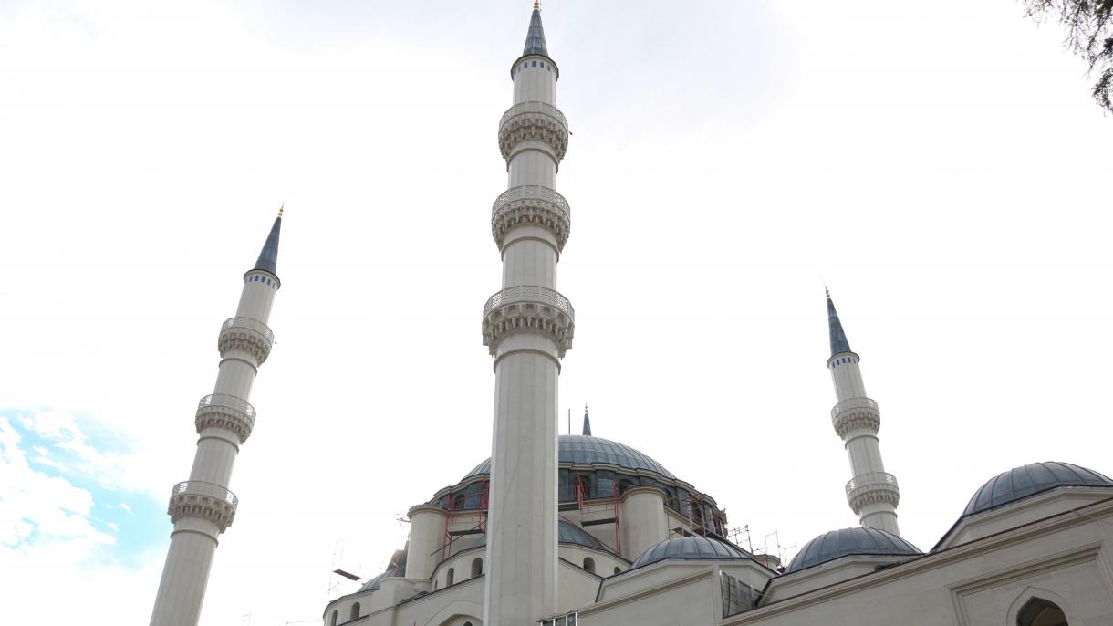美国逮捕4名袭击清真寺的嫌犯