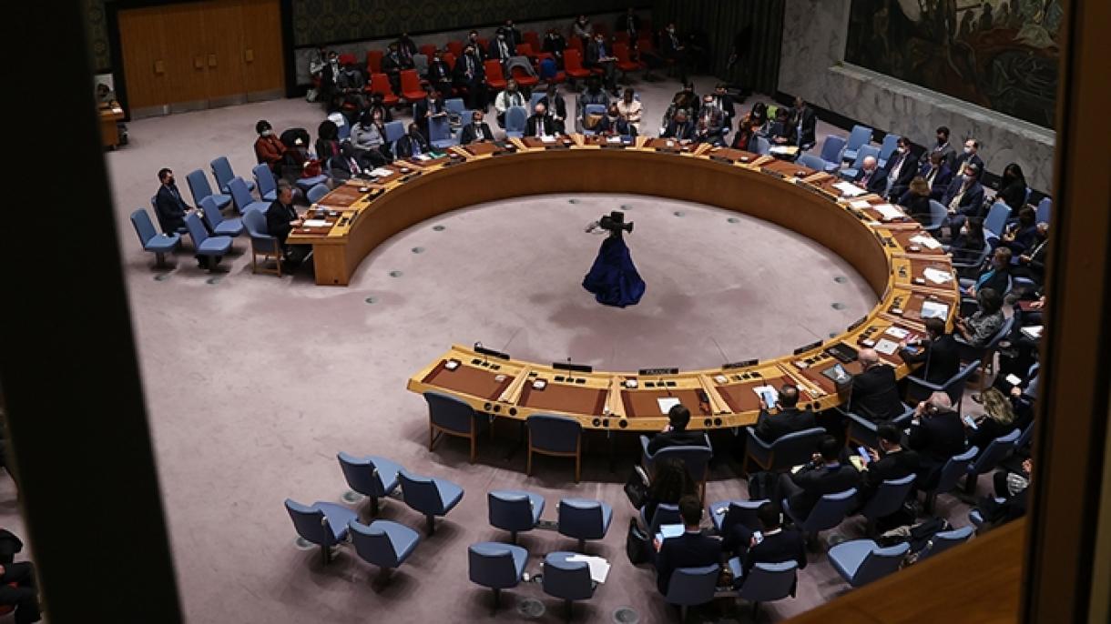 اقوام متحدہ کی سلامتی کونسل کےغیرمعمولی اجلاس میں افغانستان میں خواتین پرعائد "پردہ" کی پابندی پرغور