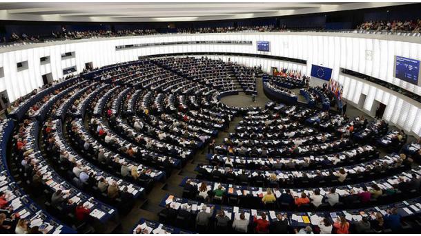 欧洲议会希腊籍“疯狗”议员被赶出会场
