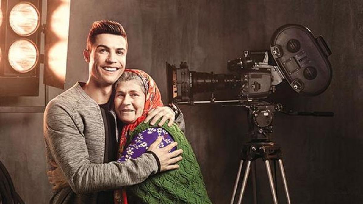 Una aldeana turca dirige el comercial protagonizado por Cristiano Ronaldo