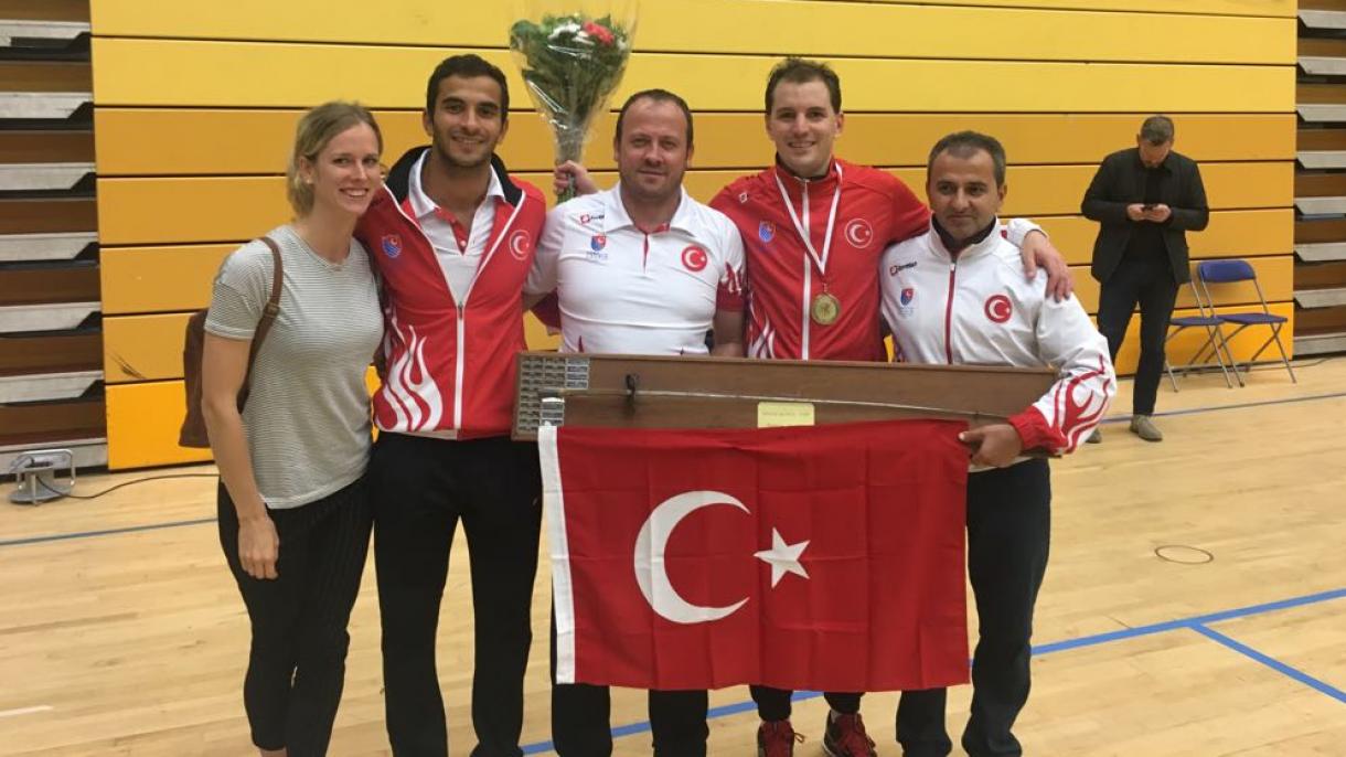 Deportista turco se alza con el oro en el Campeonato Mundial de Esgrima
