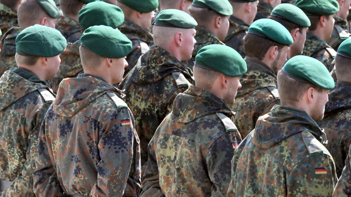 德国防部长:德军没有实力保卫国家