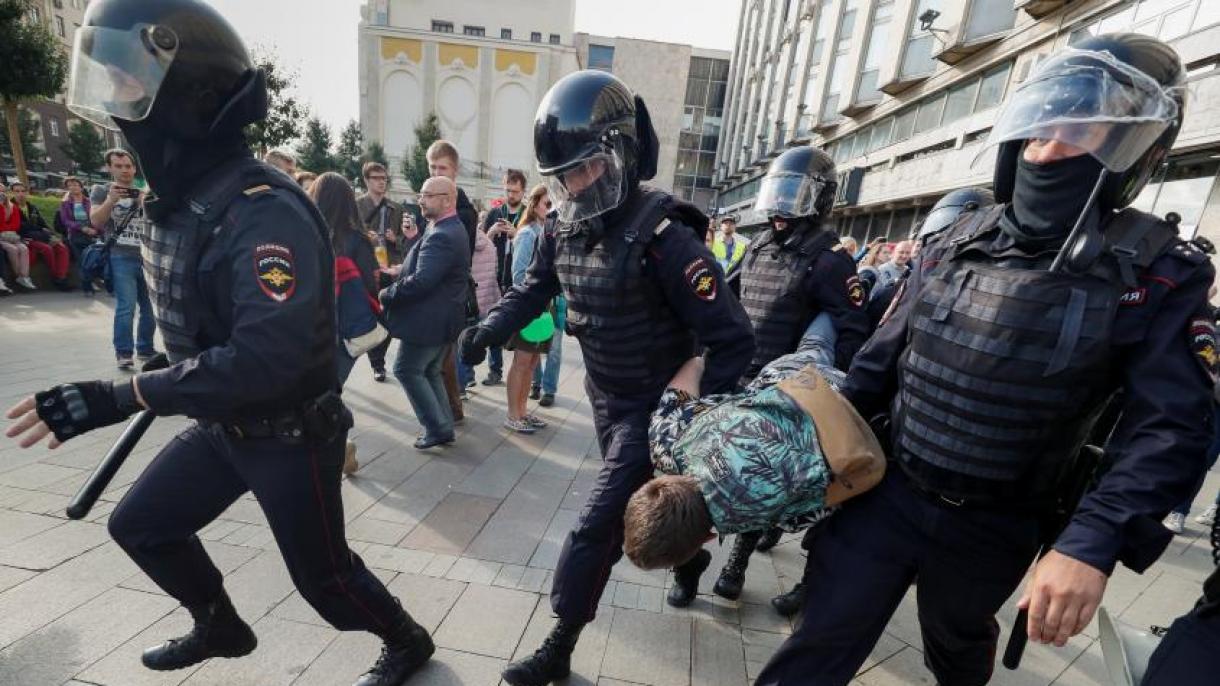 俄罗斯反对派呼吁举行大规模抗议活动