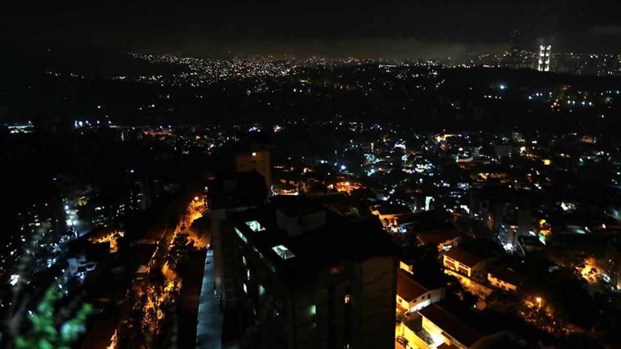 Συνεχίζεται για τρίτη ημέρα η γενική διακοπή ηλεκτρικού ρεύματος στη Βενεζουέλα
