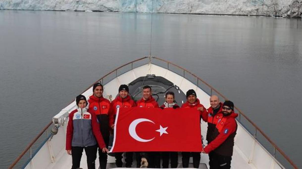 Az Északi-sarkra kiterjesztették a török tudományos kutatásokat