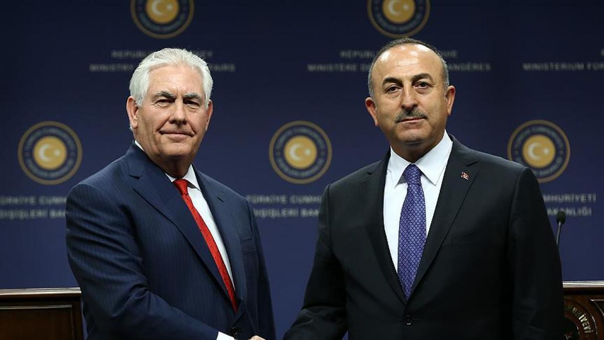 وزیر امور خارجه ترکیه با همتای امریکائی خود صحبت تلفنی انجام داد