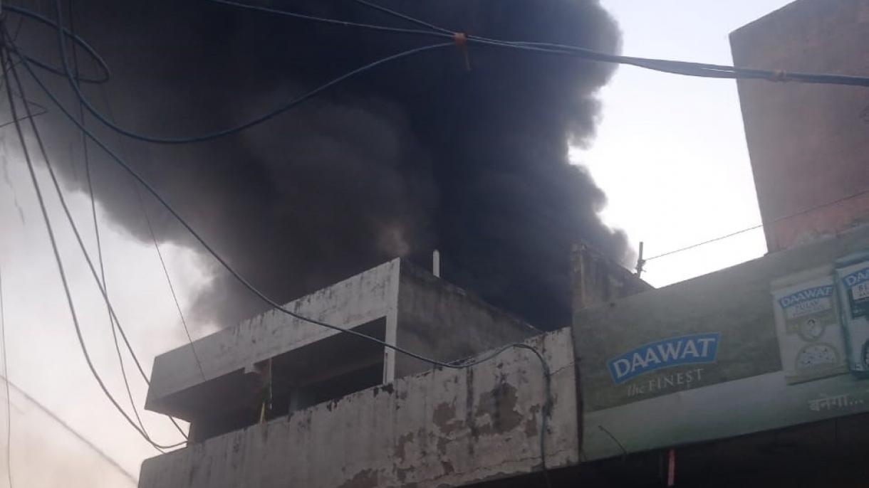 بھارت: رنگساز کارخانے میں آگ لگ گئی،11 افراد ہلاک