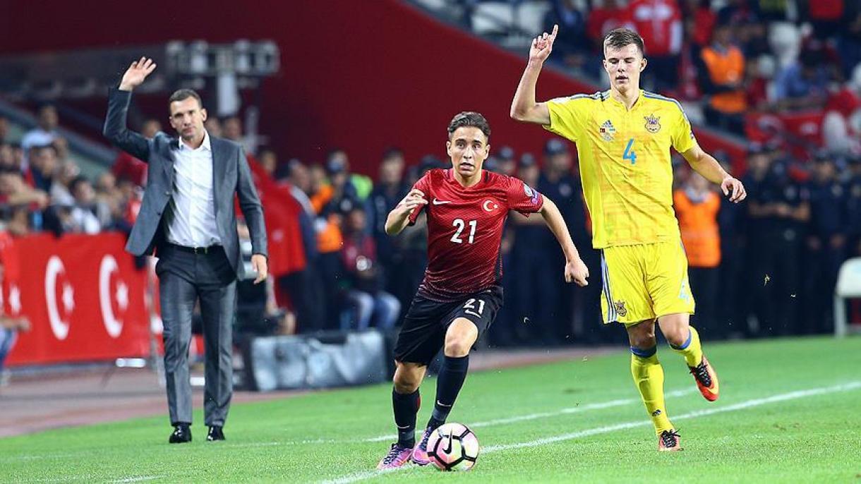 La selección turca empata con Ucrania