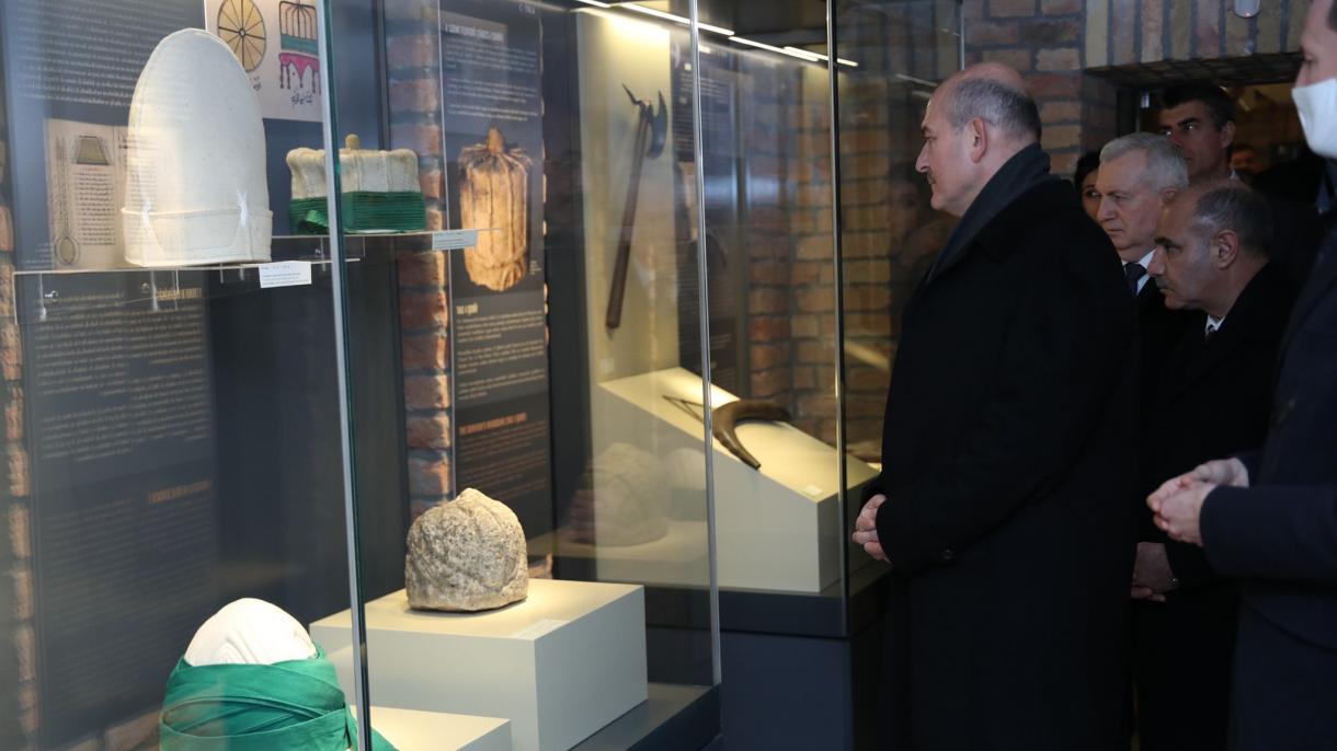 Török kori emlékhelyeket látogatott meg Soylu belügyminiszter