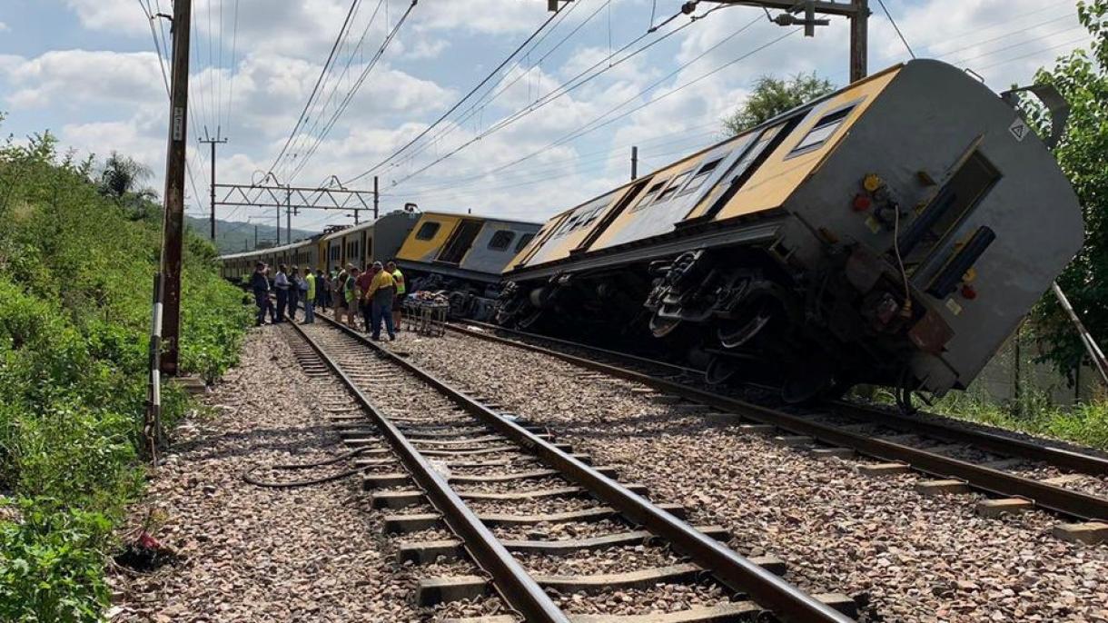 Súlyos vasúti baleset Dél-Afrikában