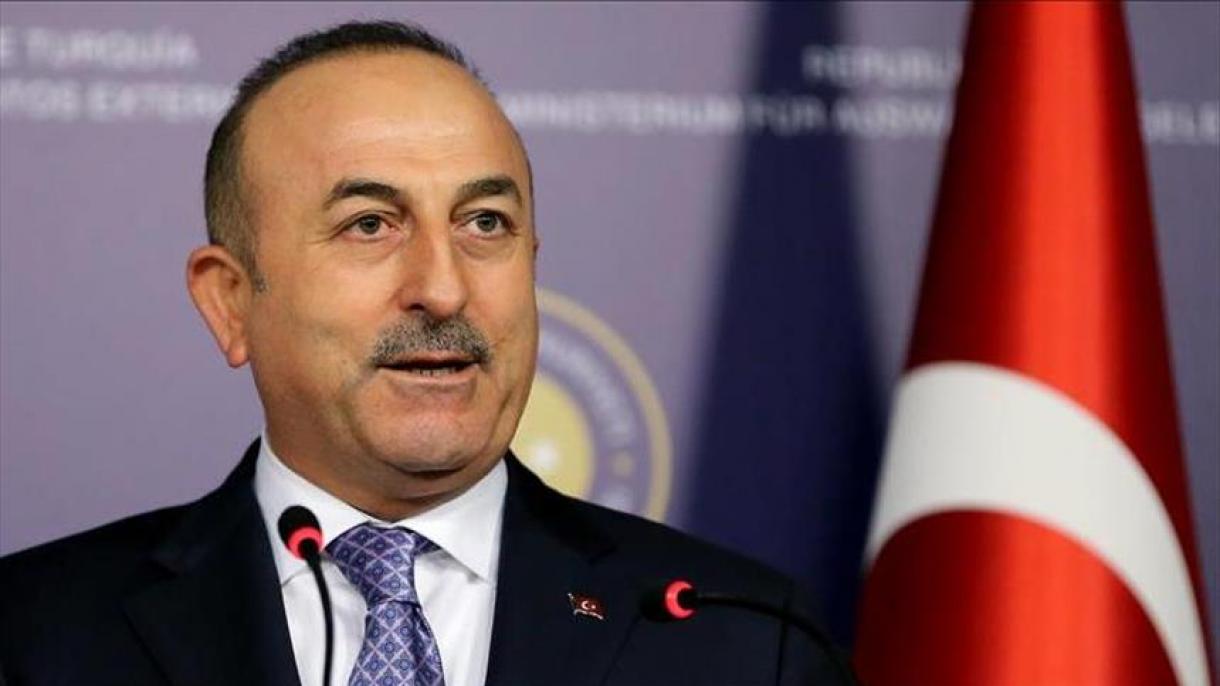 Ministro de Exteriores Çavuşoğlu ha respondido las preguntas de La Repubblica