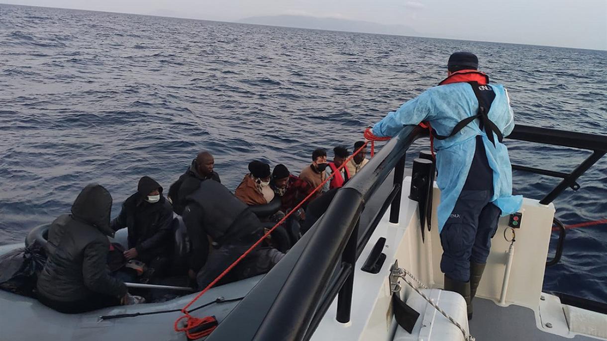 ده ها تن از مهاجرین غیرقانونی در ترکیه از خطر غرق شدن نجات داده شدند