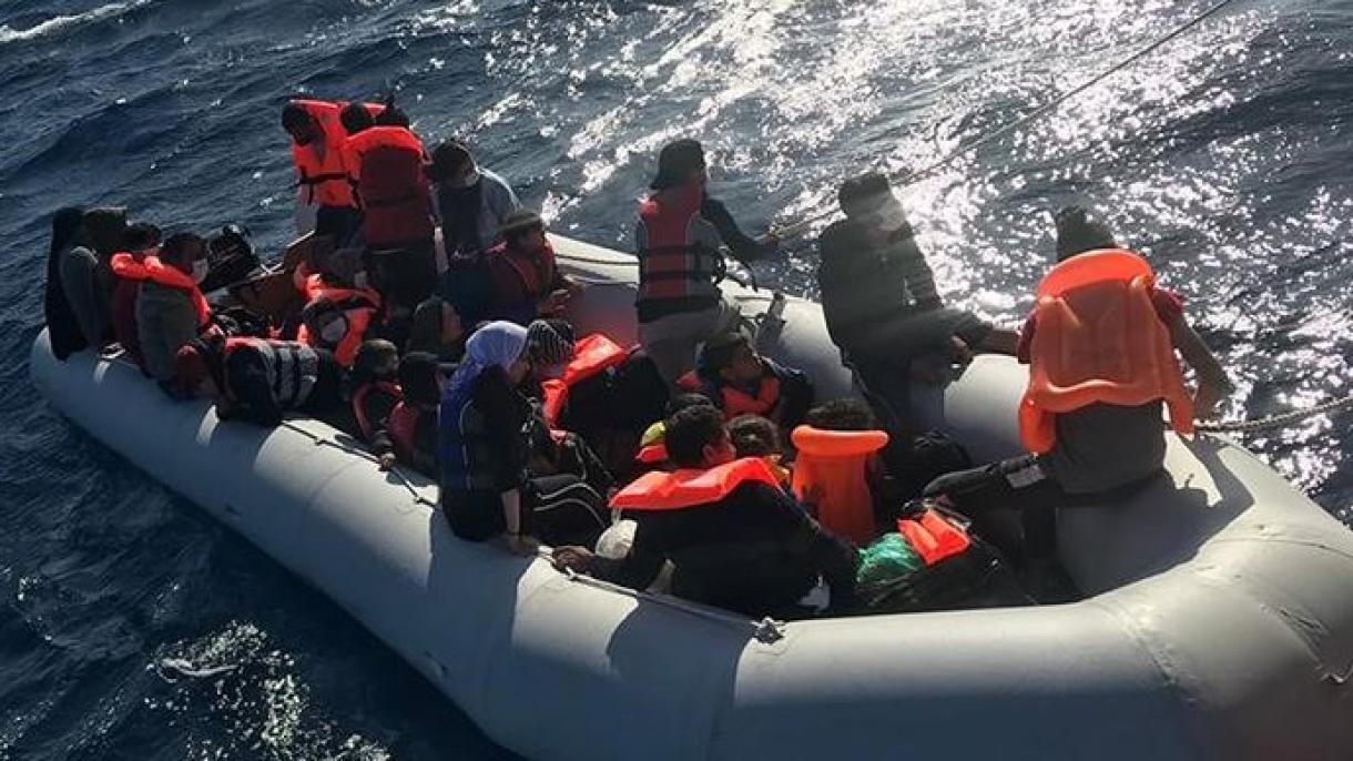 نجات پناهجویان از سوی نیروهای گارد ساحلی ترکیه