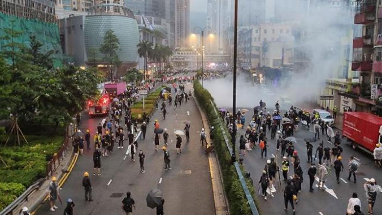 ہانگ کانگ : مظاہروں کے خلاف بھاری تعداد میں فوج دستے تعینانت
