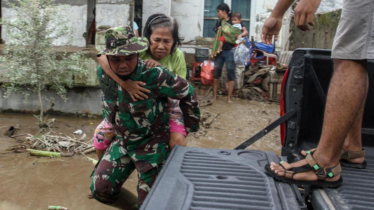 سیل در اندونزی: 20 کشته
