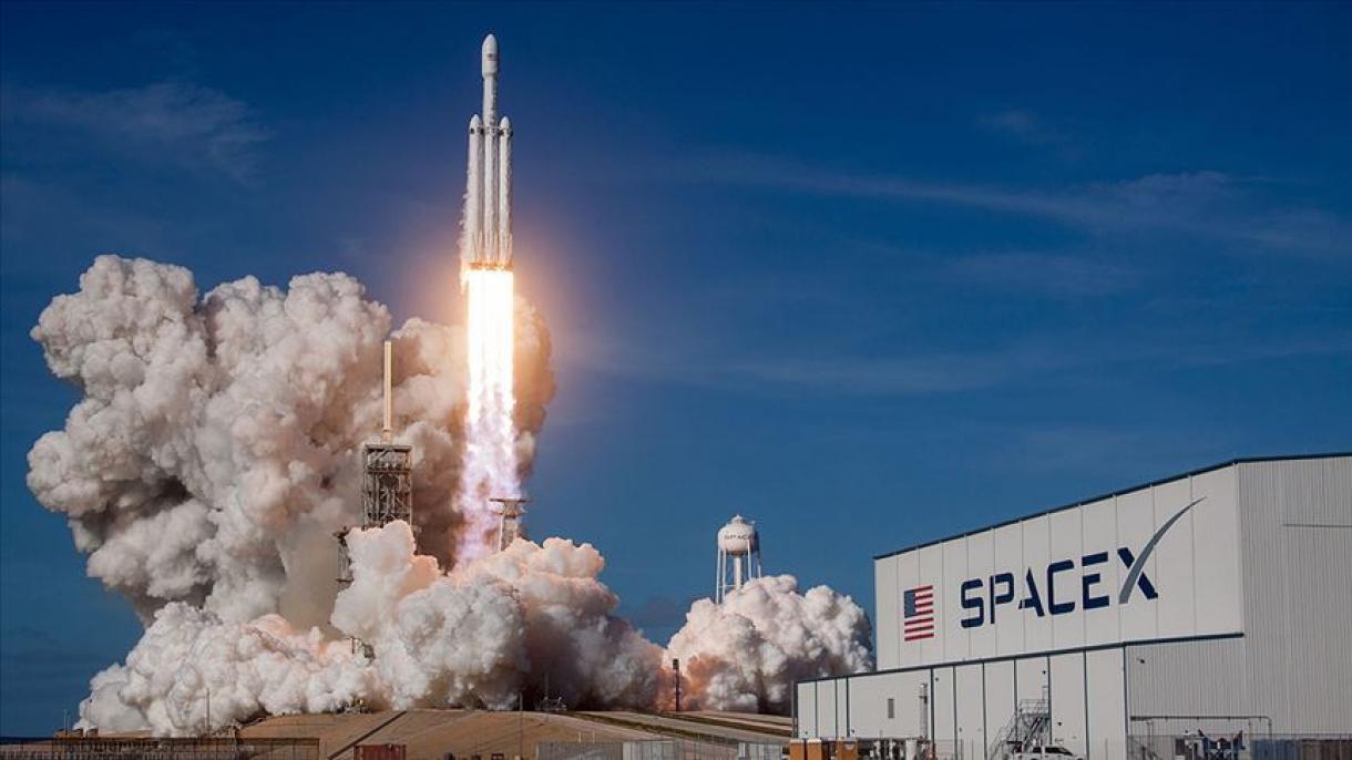 SpaceX ғарышқа 3 тонналық жүк жіберді