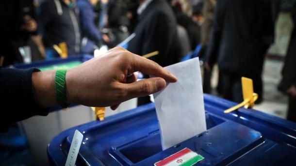 آغاز ثبت نام داوطلبان انتخابات میان‌دوره‌ای مجلس یازدهم ایران