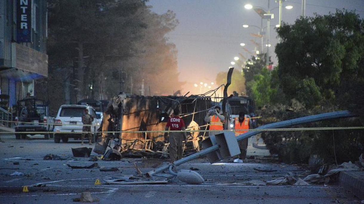 کوئٹہ خودکش حملےکے نتیجے میں 6 پولیس اہلکار شہید، 7 زخمی