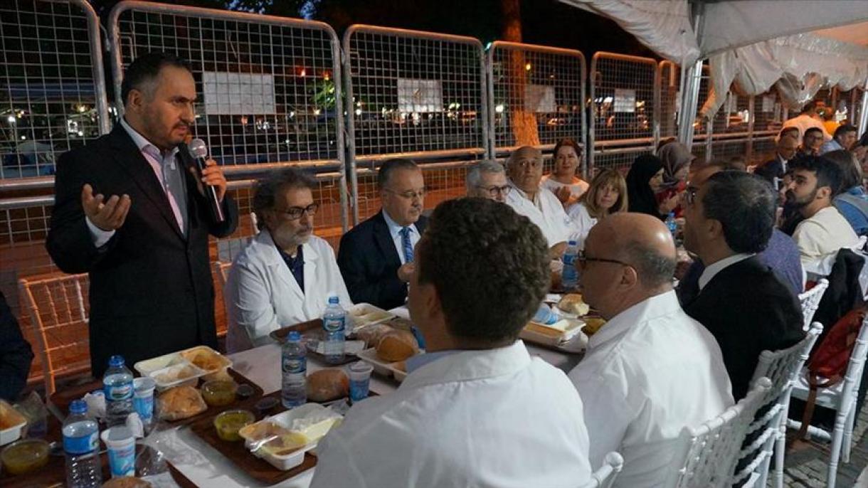 Comunidade judaica da Turquia realiza jantar iftar em Edirne