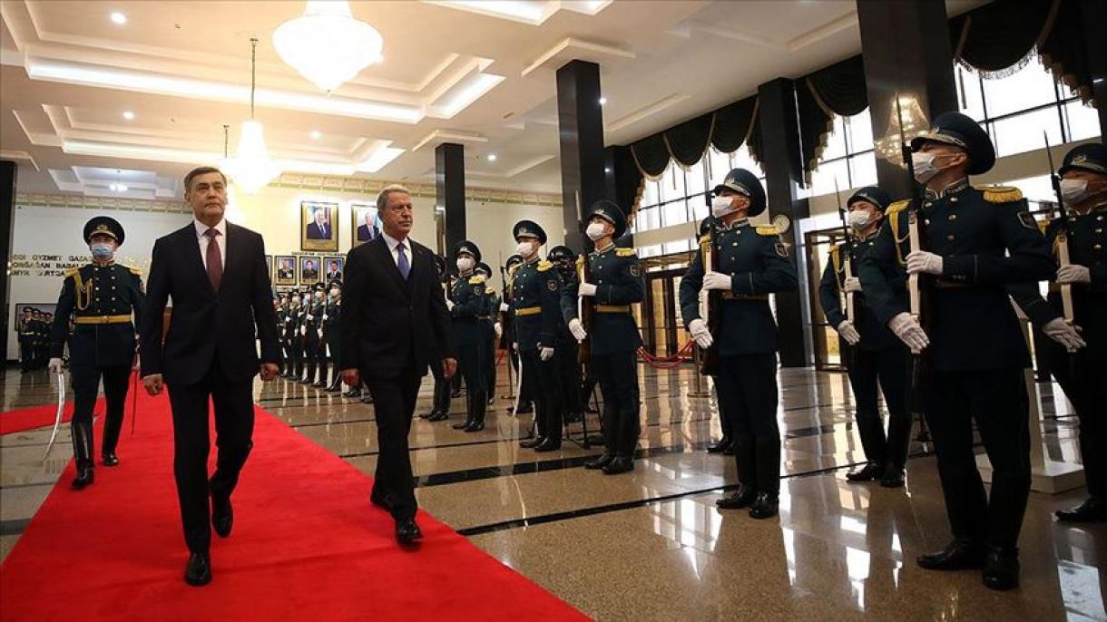 Hulusi Akar Qazaqstanda