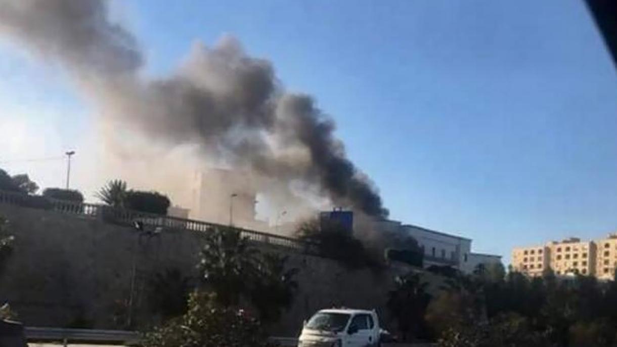 حمله انتحاری به ساختمان وزارت امور خارجه لیبی