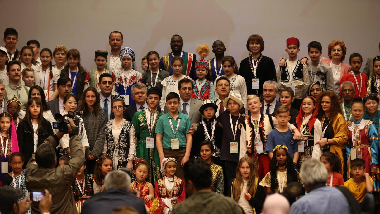 4·23国际儿童盛会在布尔萨举行