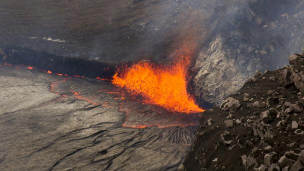 El volcán Kilauea en Hawái entra en erupción