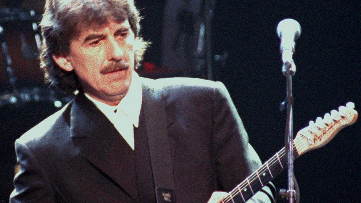 George Harrison egy ismeretlen dalát bocsátják árverésre Angliában