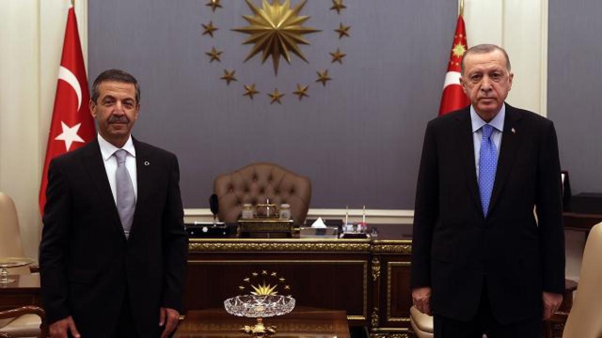 اردوغان وزیر خارجه جمهوری ترک قبرس شمالی را بحضور پذیرفت