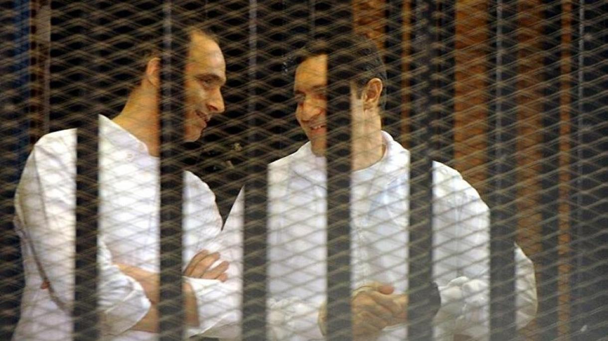 مصر:عدالت نے حسنی مبارک کے بیٹوں کی گرفتاری کا حکم جاری کر دیا