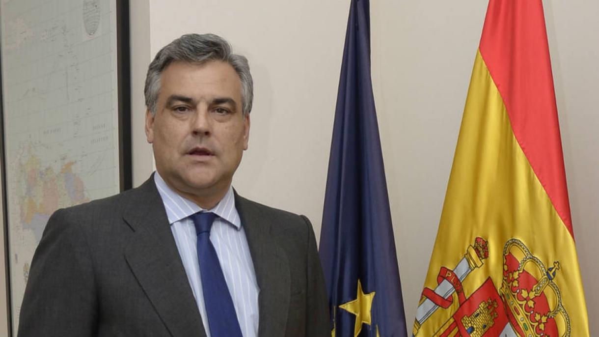 Venezuela külügyminisztere a nemkívánatos személynek nyilvánította a spanyol nagykövetet