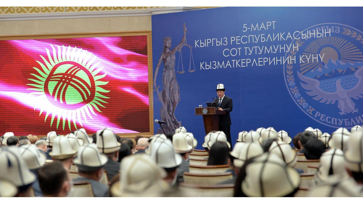Kırgızistan Ak Kalpak günü 3.jpg