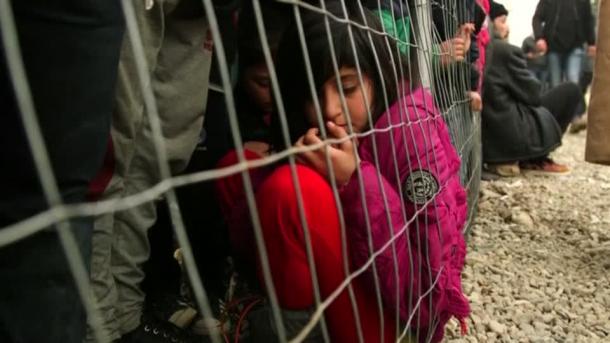 El drama de los refugiados atrapados en la frontera entre Macedonia y Grecia