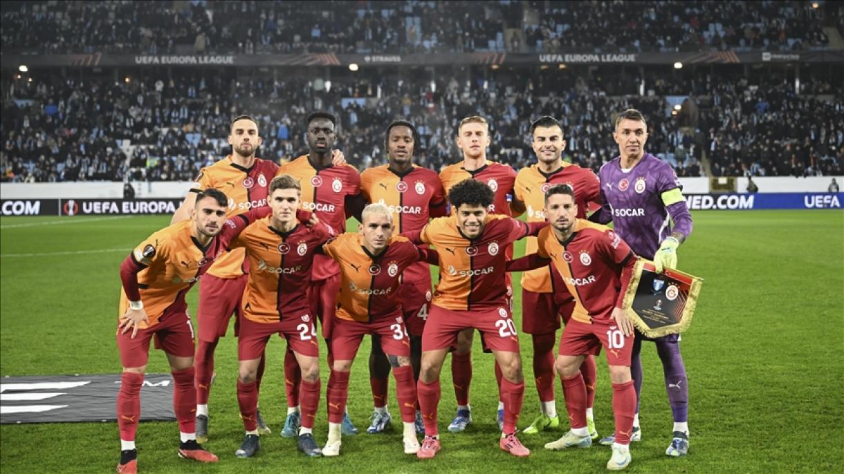 "Qalatasaray" "Dinamo"ya qarşı