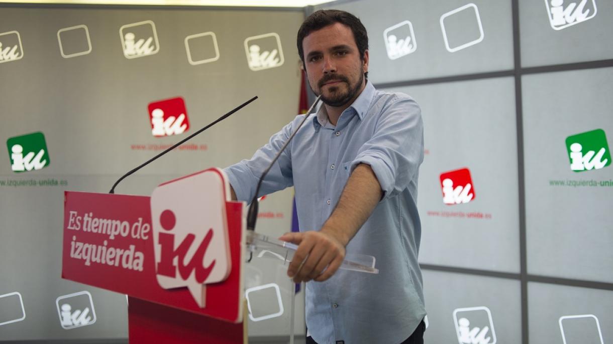 España: Garzón prevé que el 2017 será el año de "la gran coalición" del PP y PSOE