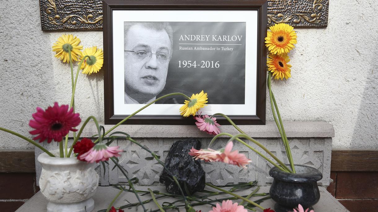 Rossiyaning Turkiyadagi elchisi Andrey Karlov mangu safarga kuzatilmoqda