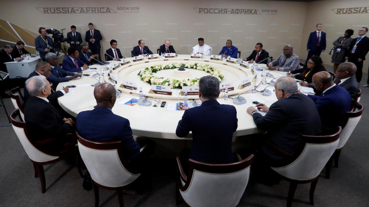 Rusiyä-Afrika iqtisadi forumı başlandı