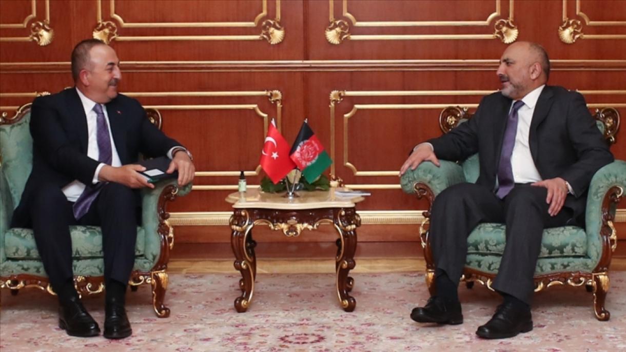 Чавушоглу разговаря с афганистанския външен министър...