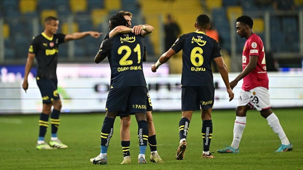 Fenerbahçe și-a menținut poziția de lide în Liga Trendyol