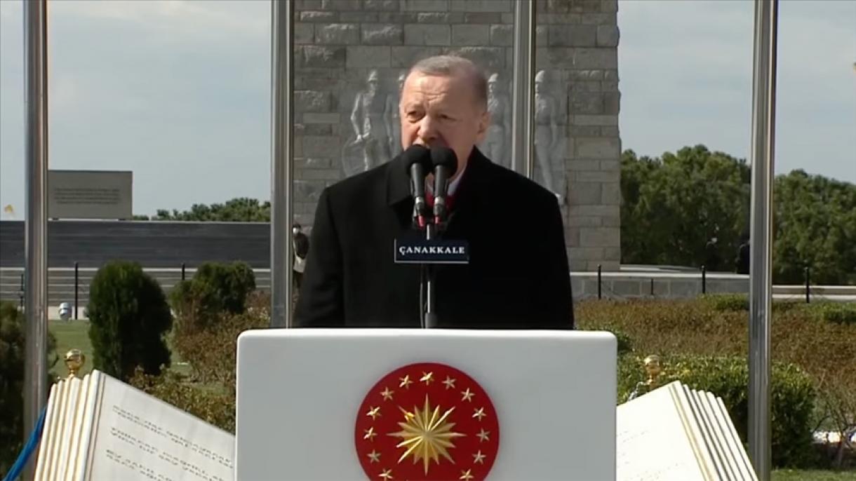 Erdoğan elnök a Çanakkalei Győzelem 107. évfordulója alkalmából mondott beszédet