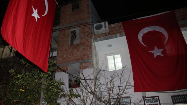 Siguen las operaciones en Diyarbakır y Tunceli