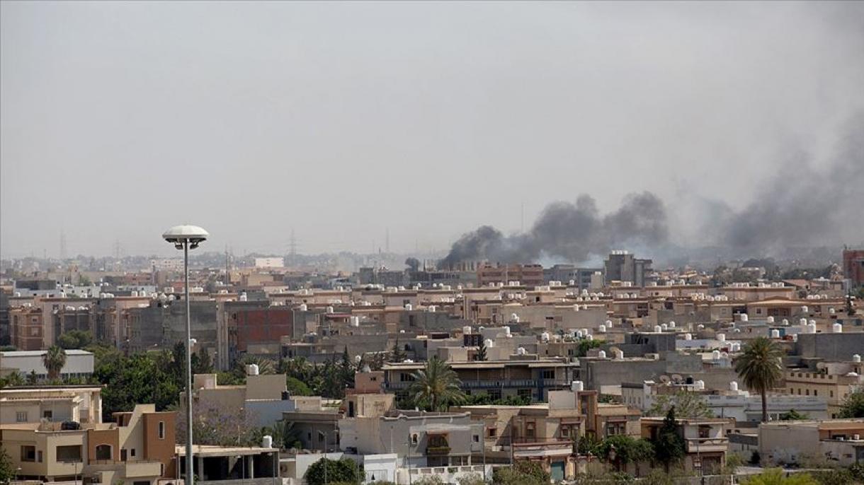 As tropas de GAN da Líbia tomam como alvos os postos de Haftar