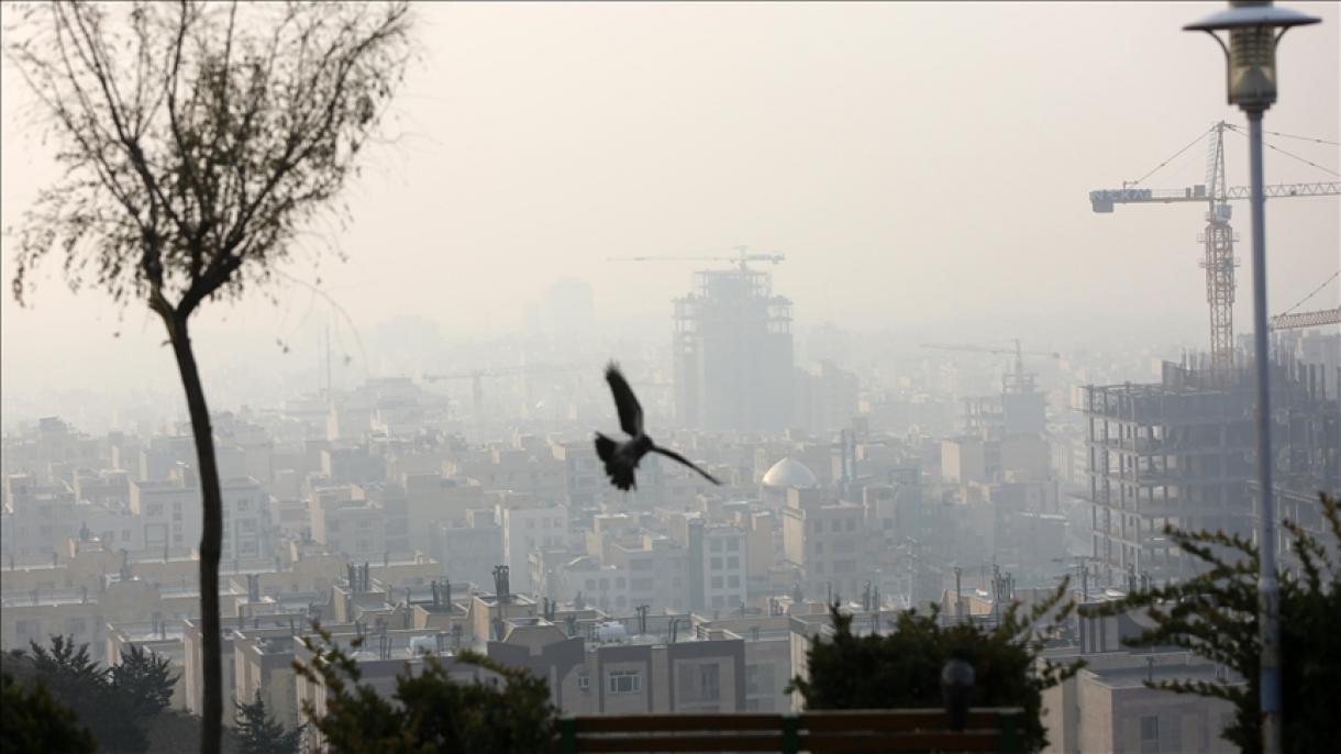 İranda havanın çirklənməsi həyatı iflic edib