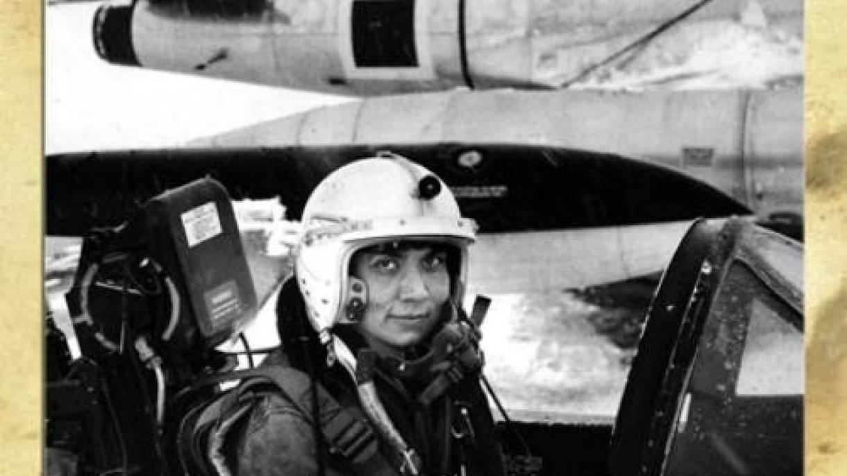 Le saviez-vous ? Saviez-vous que la première femme pilote de jet de l'OTAN était une Turque? 5ff2e0084dba7