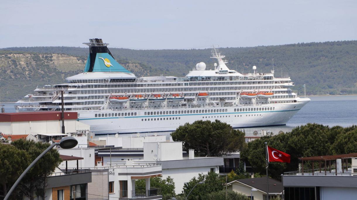 Kruiz Gämileri 2 Ýyl Soň Çanakgala Gelmäge Başaldy