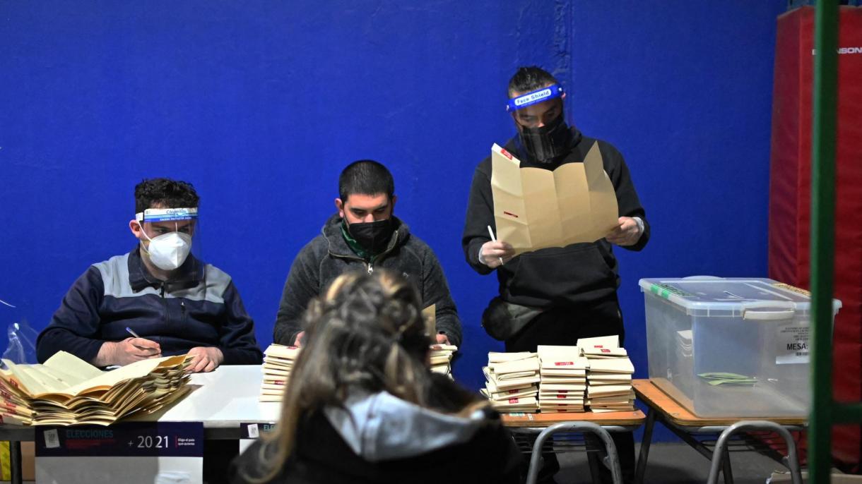 Más de tres millones de personas votaron en la primera jornada de las elecciones en Chile