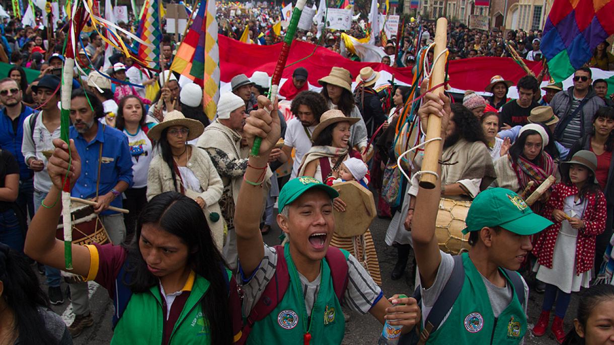 Policía detuvo a 36 personas en masiva jornada de paro nacional en Colombia