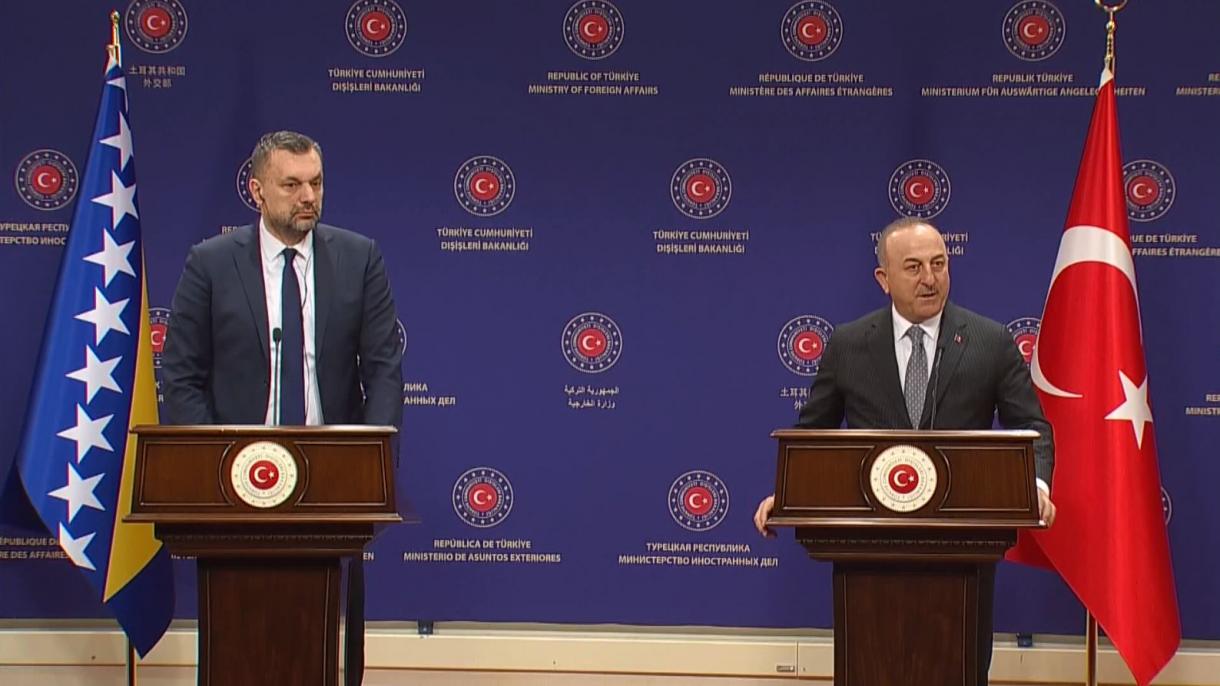 دیدار و گفت‌وگوی وزیران خارجه ترکیه و بوسنی و هرزگوین